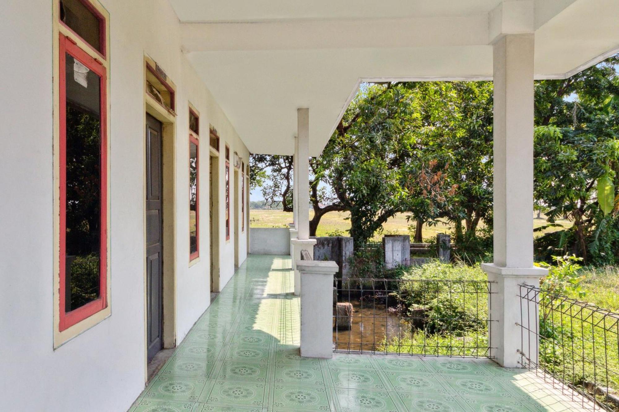 Spot On 92832 Al Mahira Syariah Hotel มาจาเลงกา ภายนอก รูปภาพ